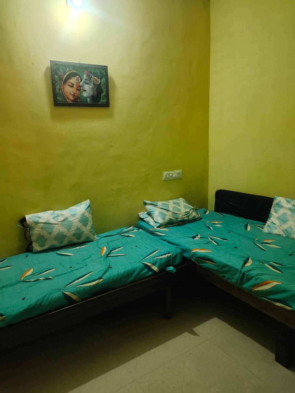 Dwarka Home Stay 2 Only Family מראה חיצוני תמונה